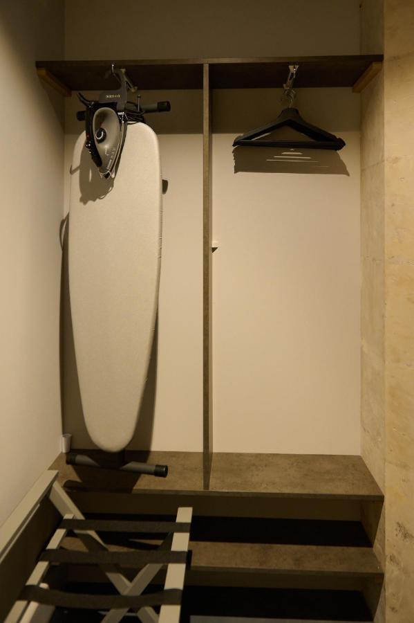 Appartement Montagnon - Les Suites Du Palais - Classe 4 Etoiles, Parking Prive, Vue Cathedrale, 3 Chambres, Primo C0Nciergerie Nevers Zewnętrze zdjęcie