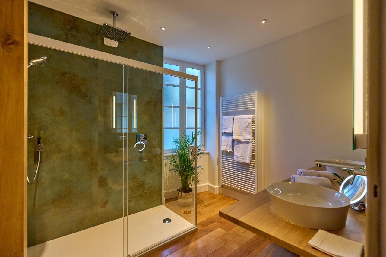 Appartement Montagnon - Les Suites Du Palais - Classe 4 Etoiles, Parking Prive, Vue Cathedrale, 3 Chambres, Primo C0Nciergerie Nevers Zewnętrze zdjęcie