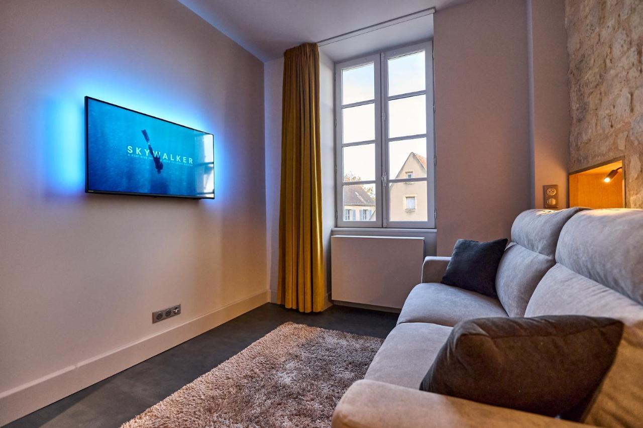 Appartement Montagnon - Les Suites Du Palais - Classe 4 Etoiles, Parking Prive, Vue Cathedrale, 3 Chambres, Primo C0Nciergerie Nevers Zewnętrze zdjęcie
