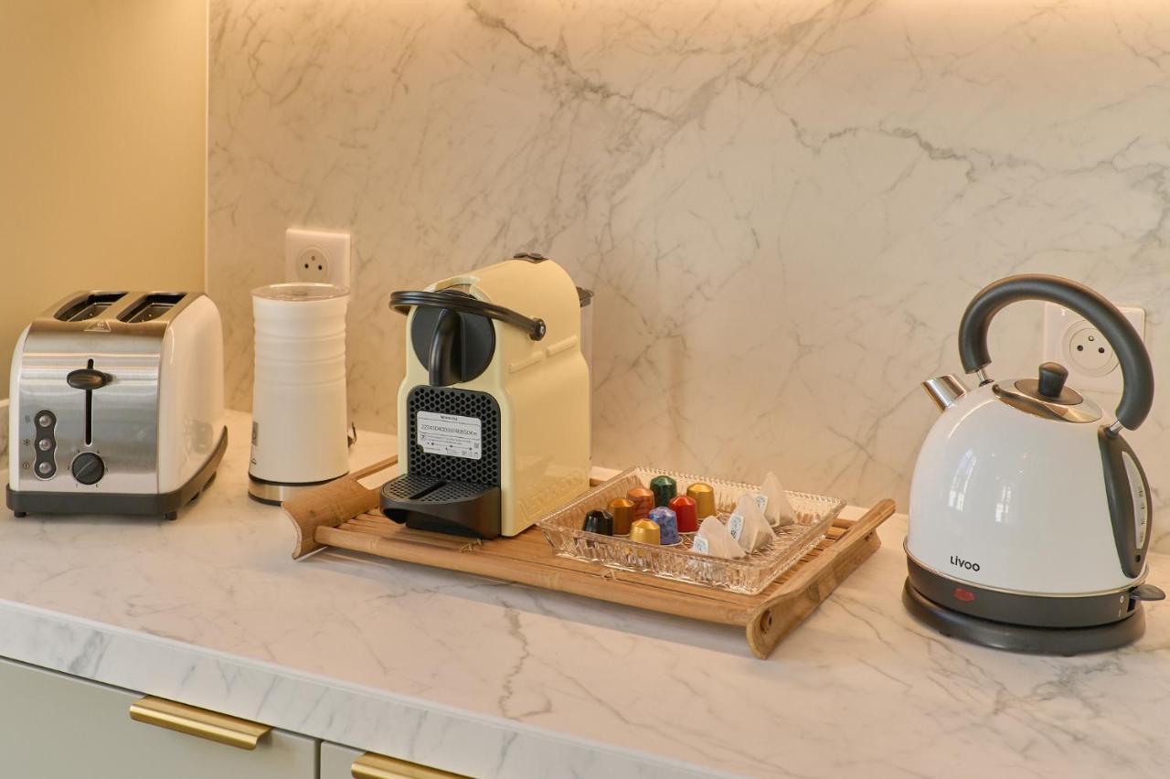 Appartement Montagnon - Les Suites Du Palais - Classe 4 Etoiles, Parking Prive, Vue Cathedrale, 3 Chambres, Primo C0Nciergerie Nevers Zewnętrze zdjęcie