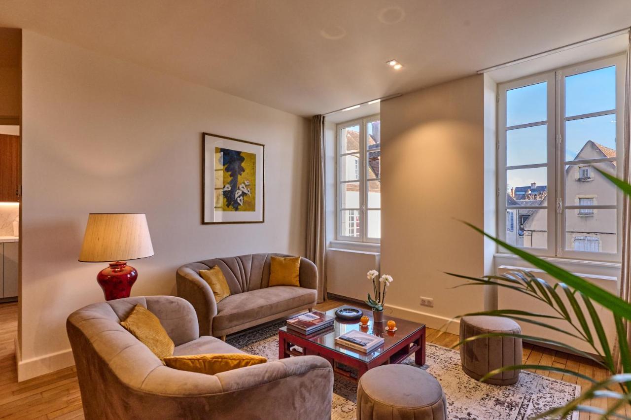 Appartement Montagnon - Les Suites Du Palais - Classe 4 Etoiles, Parking Prive, Vue Cathedrale, 3 Chambres, Primo C0Nciergerie Nevers Zewnętrze zdjęcie