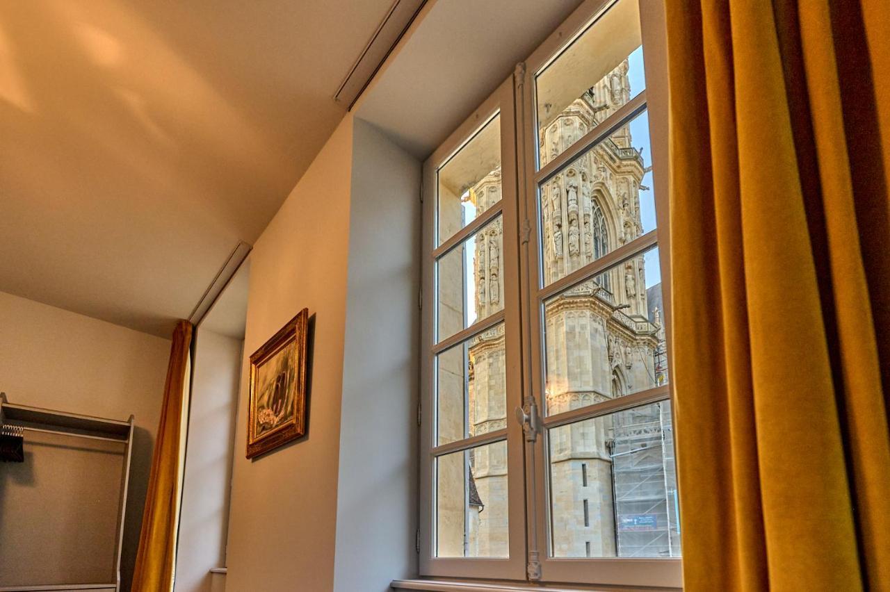 Appartement Montagnon - Les Suites Du Palais - Classe 4 Etoiles, Parking Prive, Vue Cathedrale, 3 Chambres, Primo C0Nciergerie Nevers Zewnętrze zdjęcie
