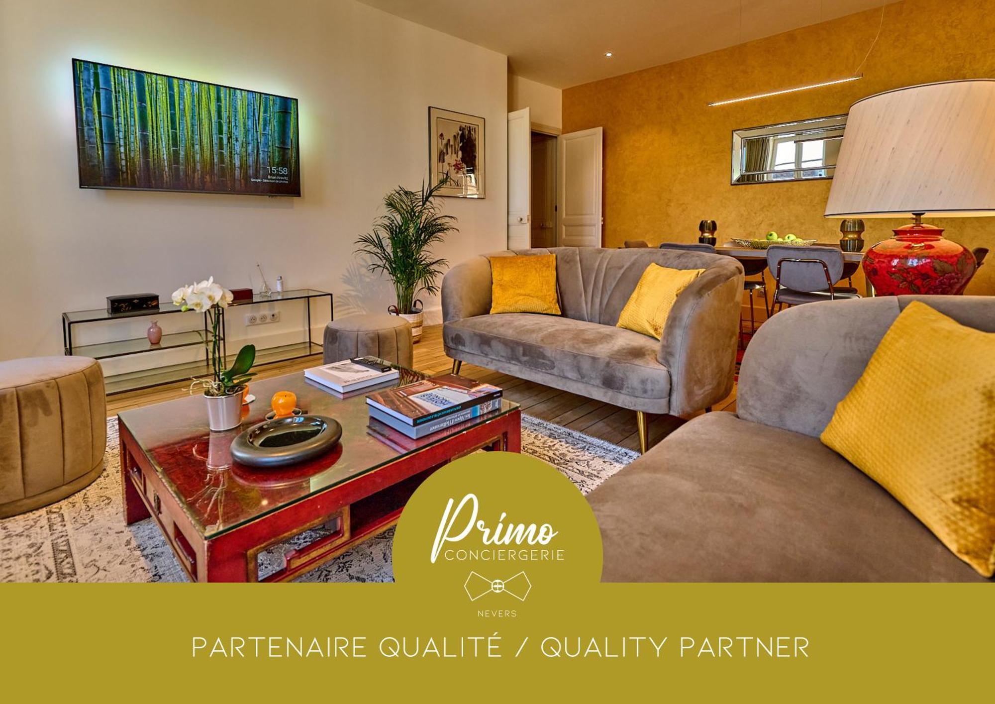 Appartement Montagnon - Les Suites Du Palais - Classe 4 Etoiles, Parking Prive, Vue Cathedrale, 3 Chambres, Primo C0Nciergerie Nevers Zewnętrze zdjęcie